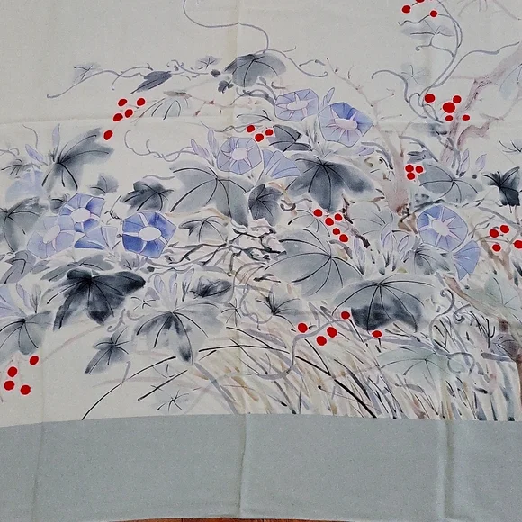 Metropolitan Museum of Art Sheer Silk Scarf - Picture 3 of 6